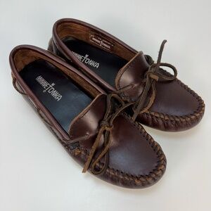 Minnetonka Womens Classic Driving Moccasin Dark Brown Leather 7.5 M Rustic Cabin